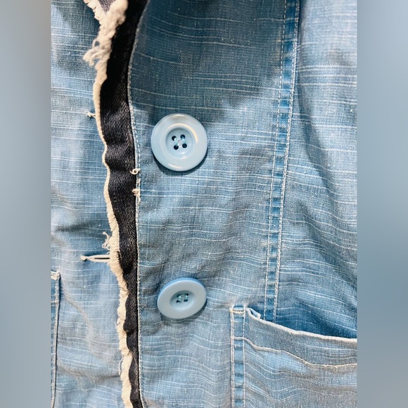 Z. Cavaricci Women’s Distressed Blue Blazer - Picture 4 of 4